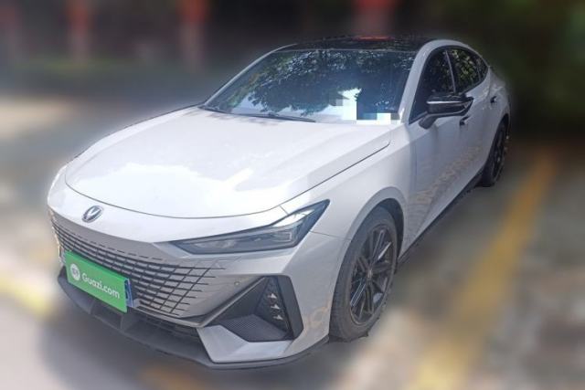 Used CHANGAN UNI-V 2022 1.5T Prestige Version