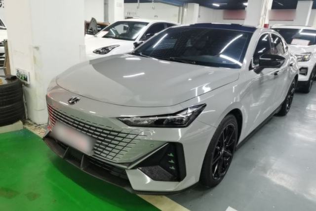 Used CHANGAN UNI-V 2022 1.5T Prestige Version
