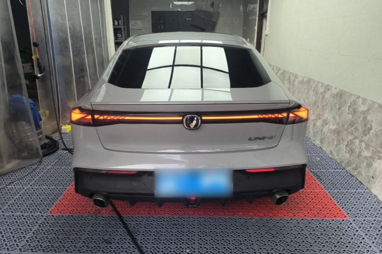 Used CHANGAN UNI-V 2022 1.5T Prestige Version Rear