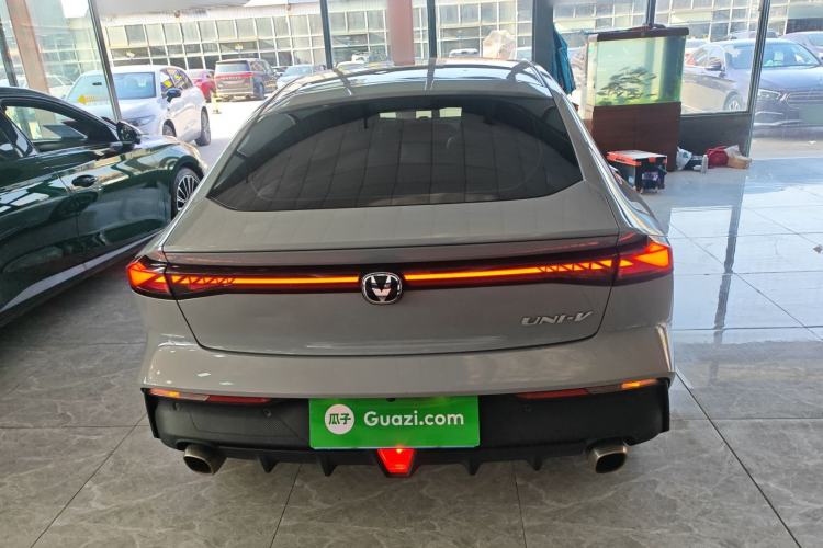 Used CHANGAN UNI-V 2022 1.5T Prestige Version Rear