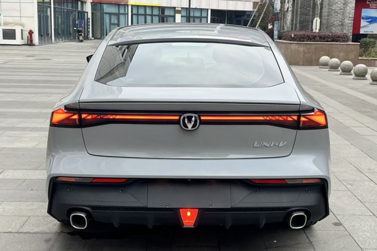 Used CHANGAN UNI-V 2022 1.5T Prestige Version Rear