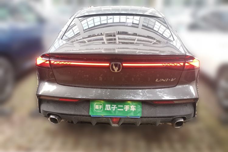 Used CHANGAN UNI-V 2022 1.5T Prestige Version Rear