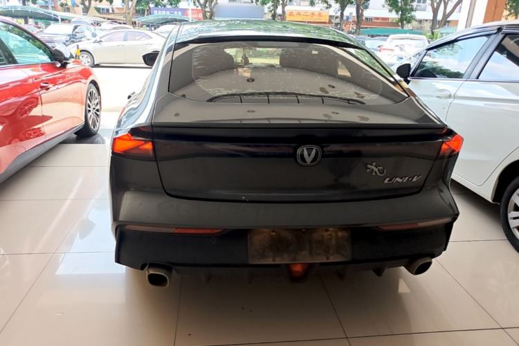 Used CHANGAN UNI-V 2022 1.5T Smart Navigation Version Rear