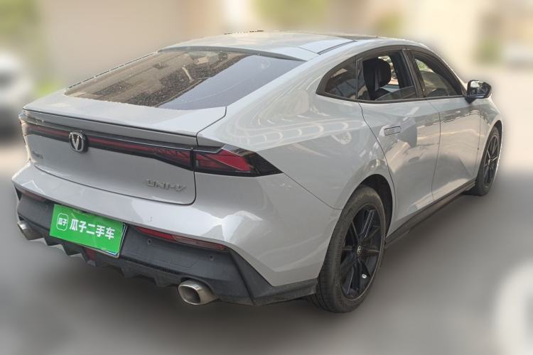 Used CHANGAN UNI-V 2022 1.5T Prestige Version Rear Right 45 Deg