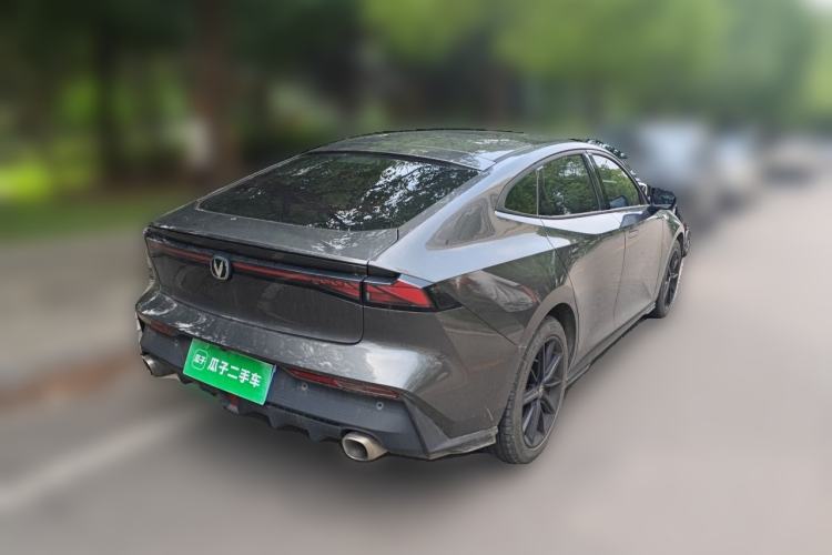 Used CHANGAN UNI-V 2022 1.5T Prestige Version Rear Right 45 Deg