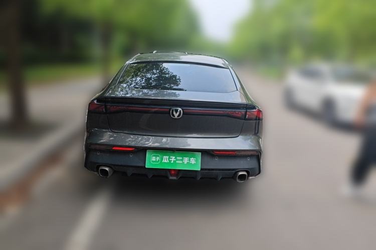 Used CHANGAN UNI-V 2022 1.5T Prestige Version Rear