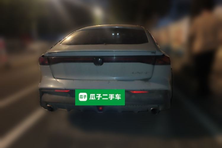 Used CHANGAN UNI-V 2022 1.5T Prestige Version Rear
