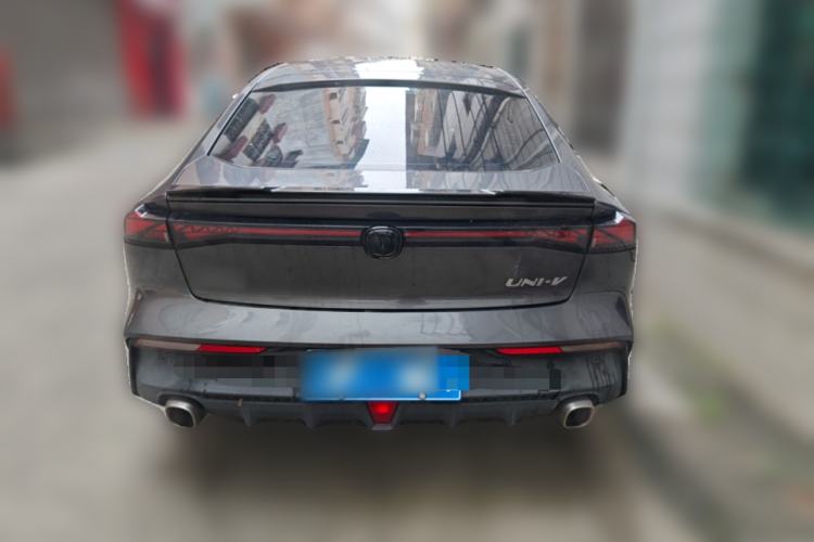 Used CHANGAN UNI-V 2022 1.5T Prestige Version Rear