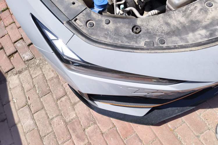Used CHANGAN UNI-V 2022 1.5T Sport Edition Right Front Headlight