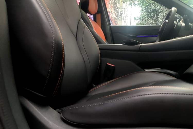 Used CHANGAN UNI-V 2022 1.5T Prestige Version Right Front Seat