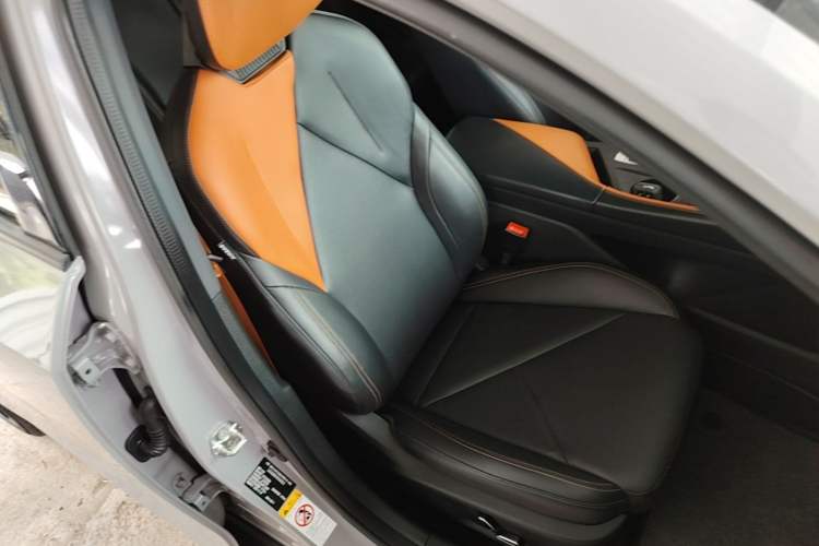 Used CHANGAN UNI-V 2022 1.5T Prestige Version Right Front Seat