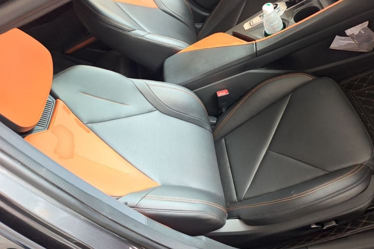 Used CHANGAN UNI-V 2022 1.5T Smart Navigation Version Right Front Seat