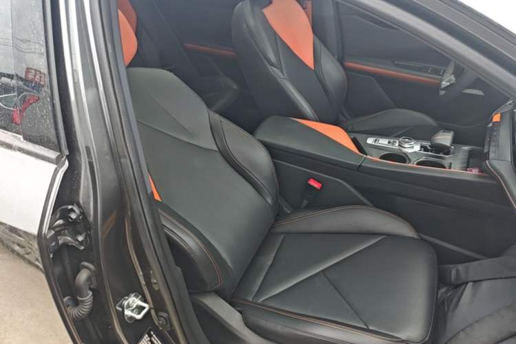 Used CHANGAN UNI-V 2022 1.5T Prestige Version Right Front Seat