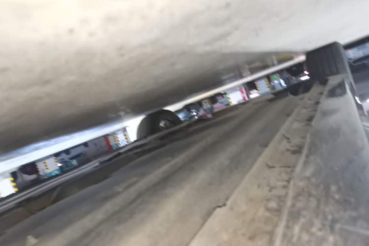 Used CHANGAN UNI-V 2022 2.0T Leading-Speed Edition Right Side Sill