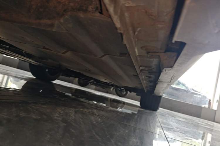 Used CHANGAN UNI-V 2022 1.5T Prestige Version Right Side Sill