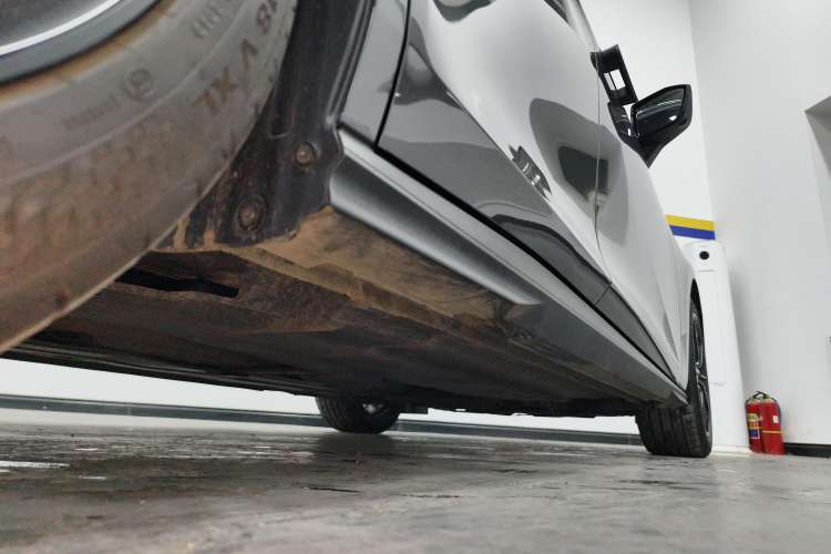 Used CHANGAN UNI-V 2022 1.5T Prestige Version Right Side Sill