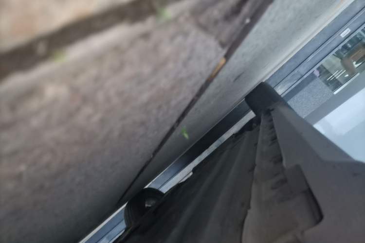 Used CHANGAN UNI-V 2022 1.5T Smart Navigation Version Right Side Sill