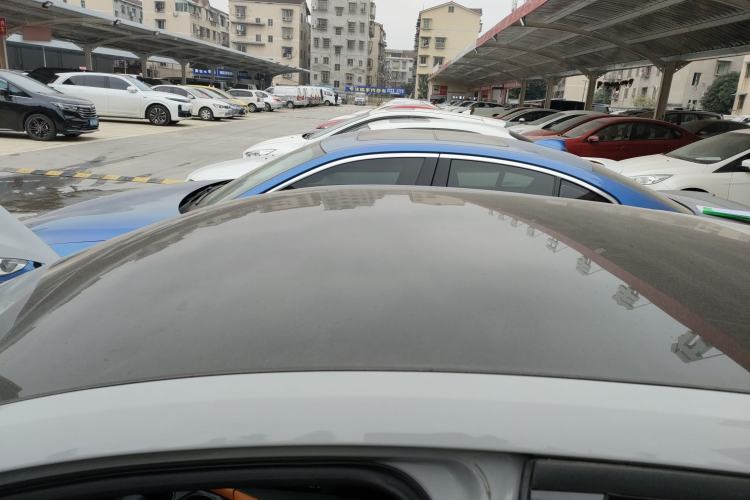 Used CHANGAN UNI-V 2022 1.5T Prestige Version Roof