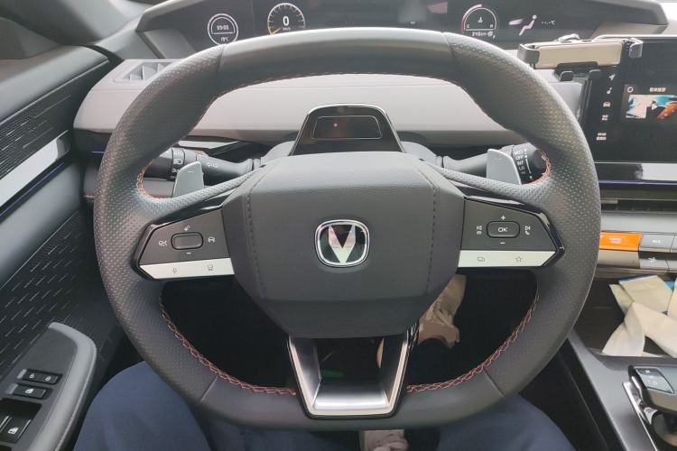 Used CHANGAN UNI-V 2022 1.5T Prestige Version Steering Wheel
