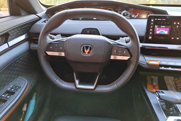 Used CHANGAN UNI-V 2022 1.5T Prestige Version Steering Wheel