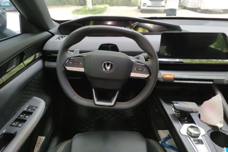 Used CHANGAN UNI-V 2022 1.5T Prestige Version Steering Wheel