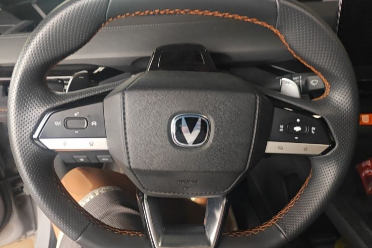 Used CHANGAN UNI-V 2022 1.5T Sport Edition Steering Wheel