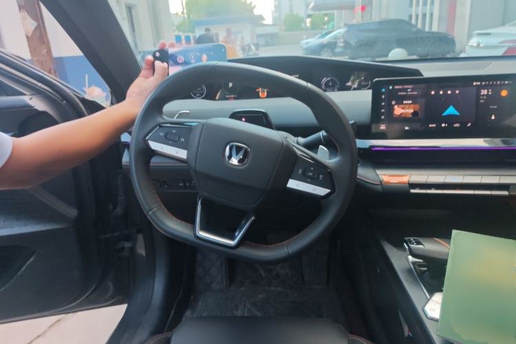 Used CHANGAN UNI-V 2022 1.5T Prestige Version Steering Wheel