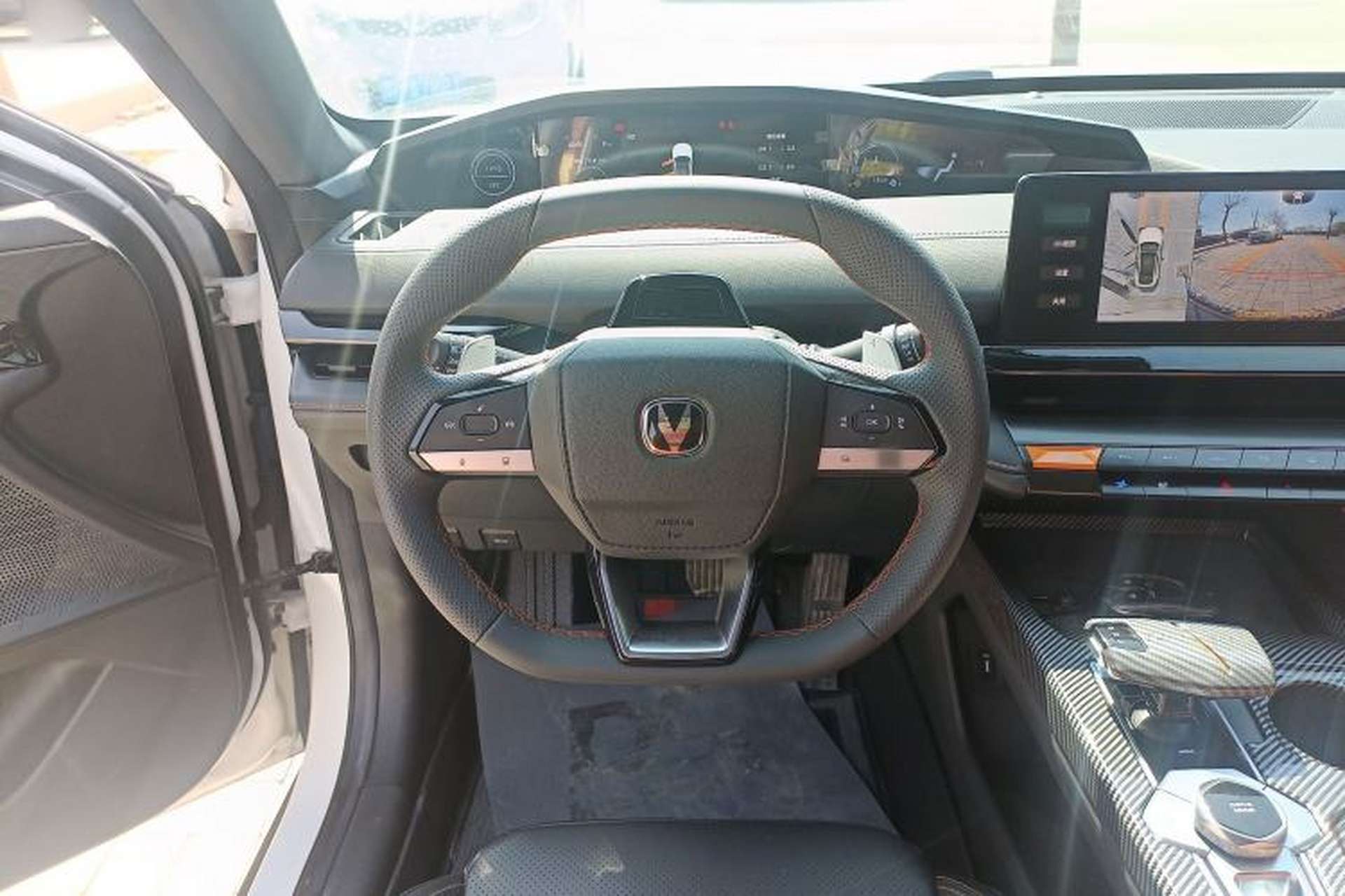 Used CHANGAN UNI-V 2022 1.5T Prestige Version Steering Wheel