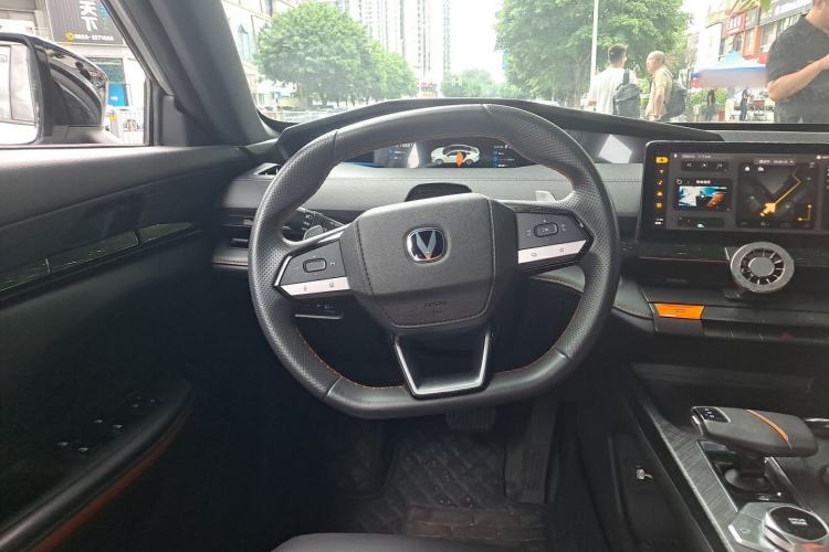 Used CHANGAN UNI-V 2022 1.5T Prestige Version Steering Wheel
