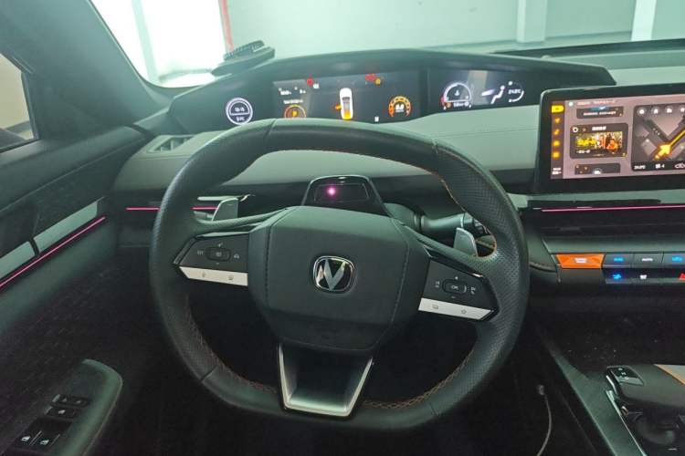 Used CHANGAN UNI-V 2022 1.5T Smart Navigation Version Steering Wheel