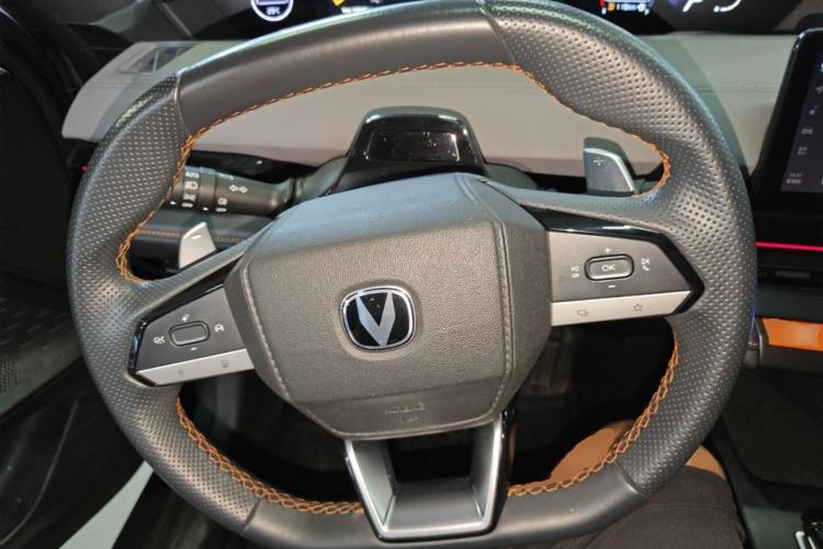 Used CHANGAN UNI-V 2022 1.5T Prestige Version Steering Wheel