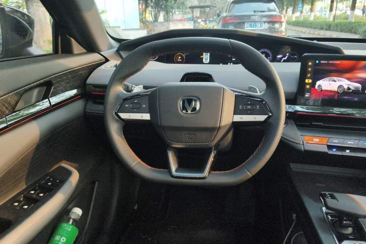 Used CHANGAN UNI-V 2022 1.5T Prestige Version Steering Wheel