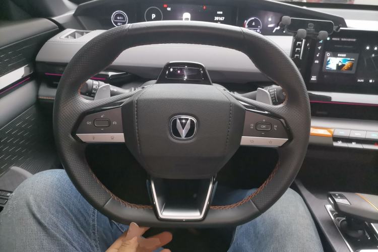 Used CHANGAN UNI-V 2022 1.5T Prestige Version Steering Wheel