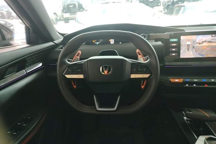 Used CHANGAN UNI-V 2022 1.5T Prestige Version Steering Wheel