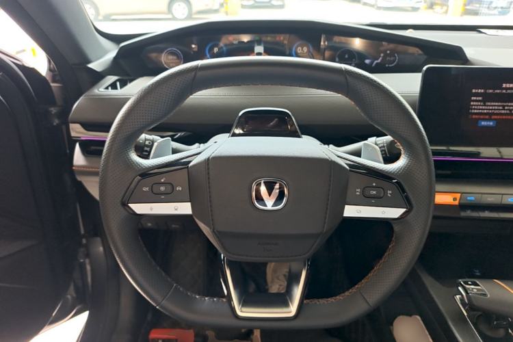 Used CHANGAN UNI-V 2022 1.5T Smart Navigation Version Steering Wheel