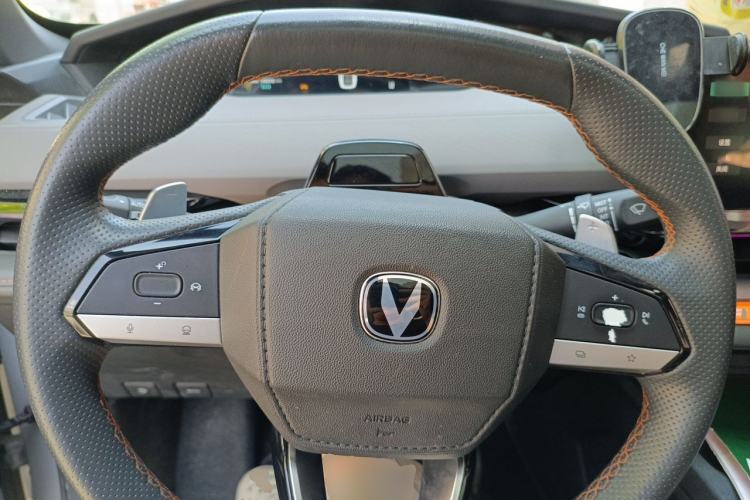 Used CHANGAN UNI-V 2022 1.5T Prestige Version Steering Wheel