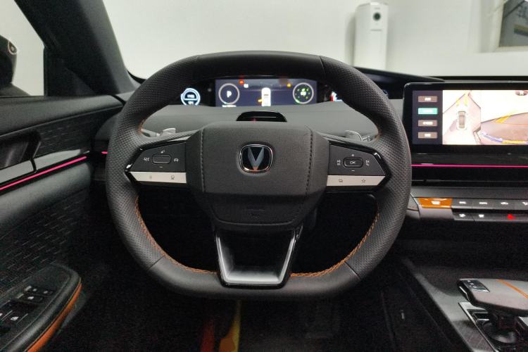 Used CHANGAN UNI-V 2022 1.5T Prestige Version Steering Wheel