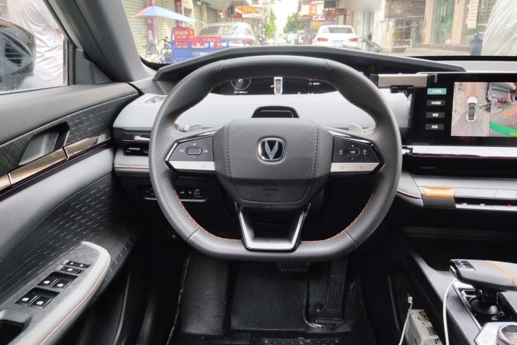 Used CHANGAN UNI-V 2022 1.5T Prestige Version Steering Wheel