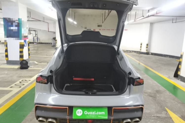 Used CHANGAN UNI-V 2022 2.0T Leading-Speed Edition Trunk