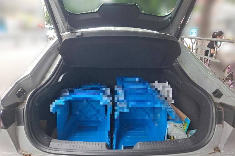 Used CHANGAN UNI-V 2022 1.5T Prestige Version Trunk