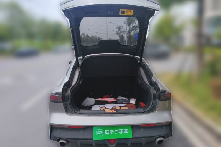 Used CHANGAN UNI-V 2022 1.5T Prestige Version Trunk