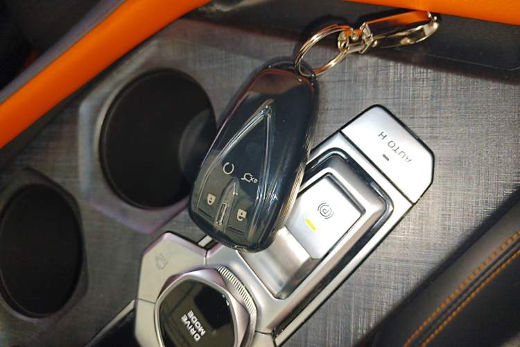Used CHANGAN UNI-V 2022 1.5T Prestige Version Vehicle Key