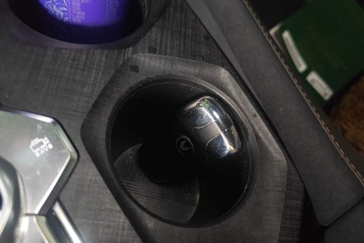 Used CHANGAN UNI-V 2022 1.5T Sport Edition Vehicle Key