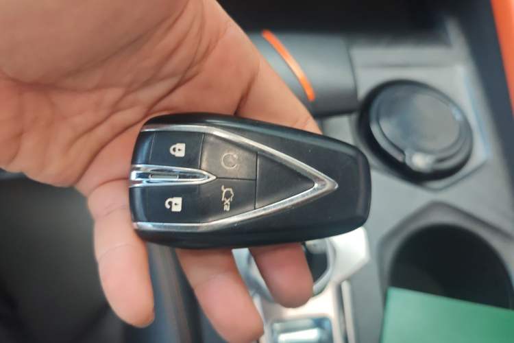 Used CHANGAN UNI-V 2022 1.5T Prestige Version Vehicle Key