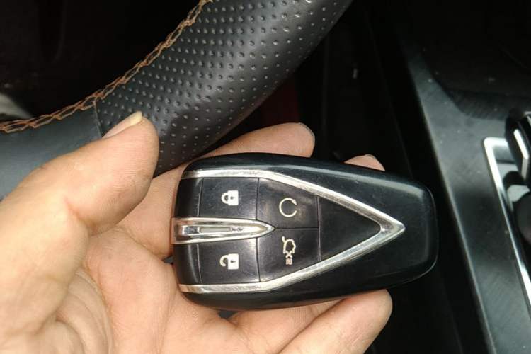 Used CHANGAN UNI-V 2022 1.5T Prestige Version Vehicle Key