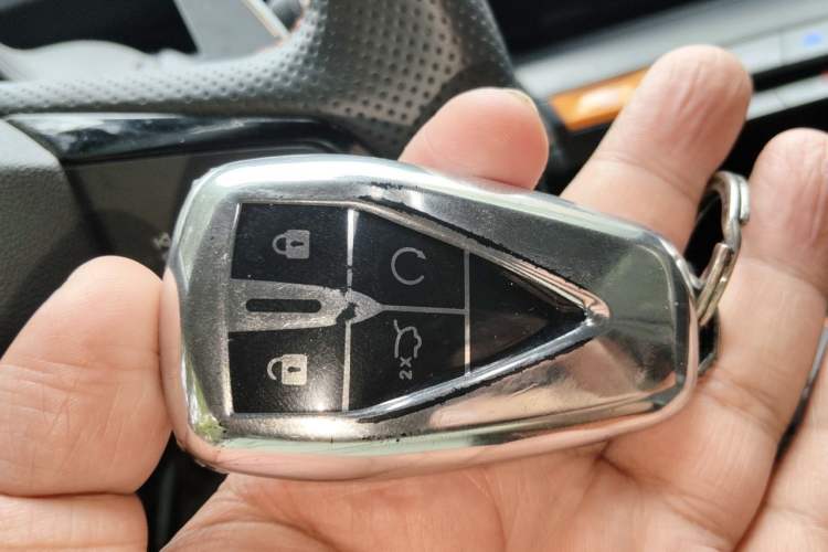 Used CHANGAN UNI-V 2022 1.5T Prestige Version Vehicle Key