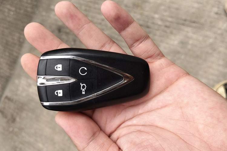 Used CHANGAN UNI-V 2022 1.5T Prestige Version Vehicle Key