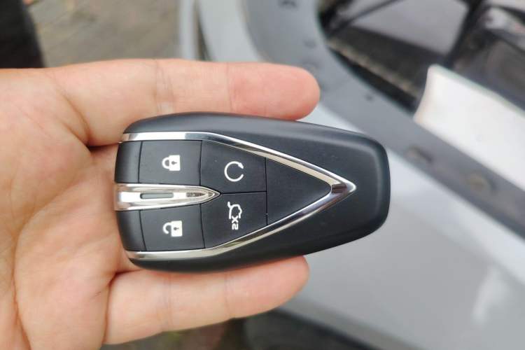 Used CHANGAN UNI-V 2022 1.5T Prestige Version Vehicle Key