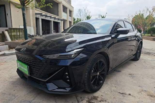 Used CHANGAN UNI-V 2022 1.5T Prestige Version