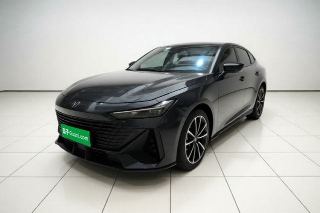 Used CHANGAN UNI-V 2022 1.5T Prestige Version